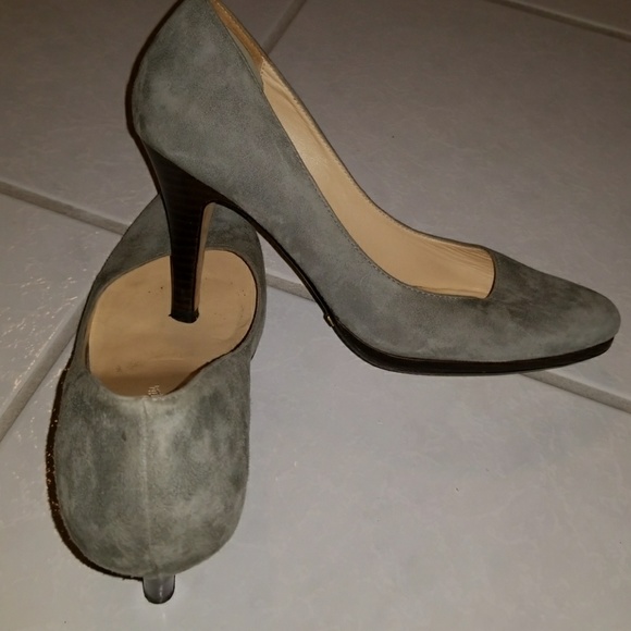 Cole Haan Nike Air Pumps - Picture 6 of 8